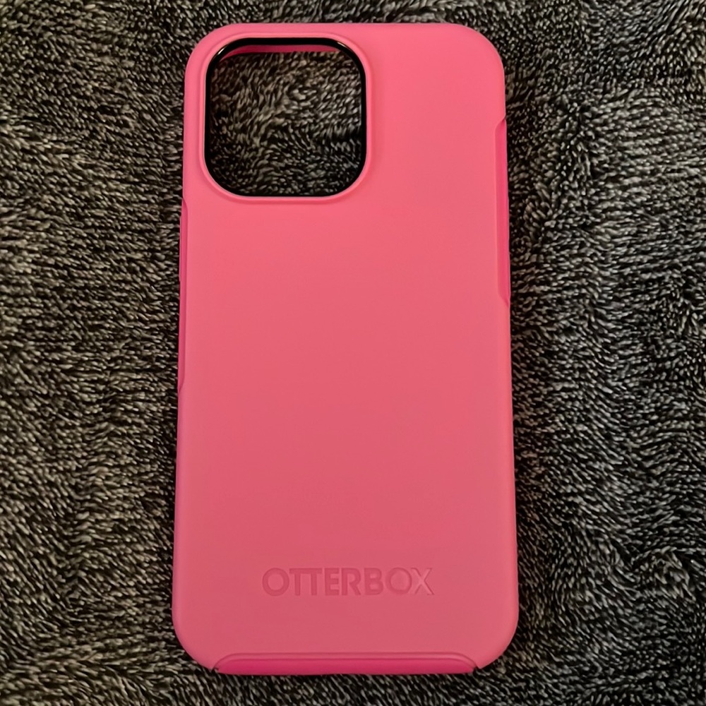 OtterBox Symmetry Series Antimicrobial Case with MagSafe for iPhone 13 Pro